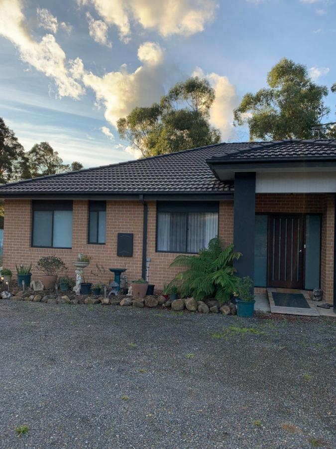 Mijen'S Manor Bed & Breakfast Healesville Exterior photo